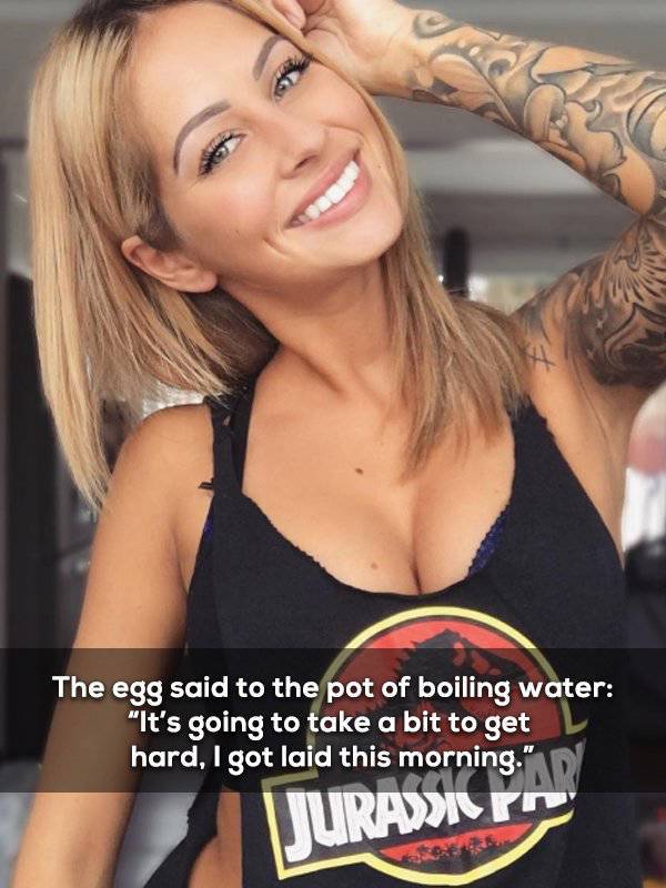 Jokes Are So Much Better When They're Backed Up By A Blazing Hot Girl (20 pics)