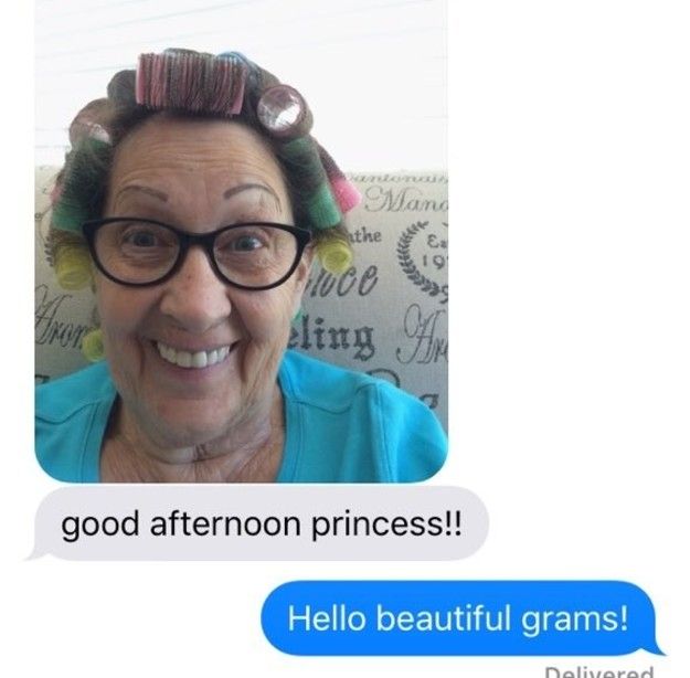 This Grandmother Sends Her Granddaughter Hilarious Selfies (5 pics)