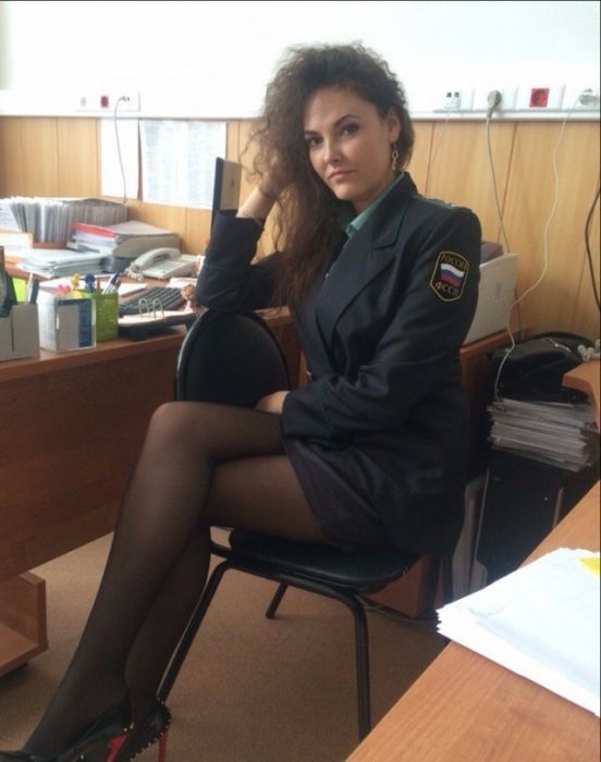 A Gorgeous Collection Of Sexy Girls To Get You Through The Week (56 pics)
