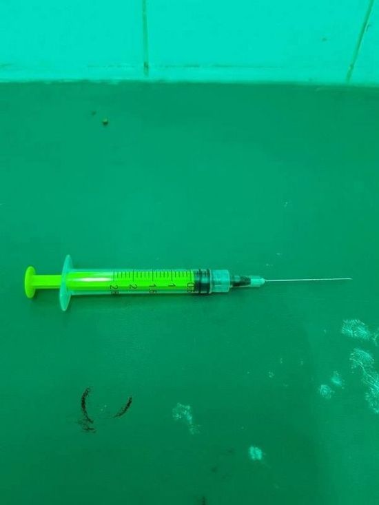 Bloody Needles Discovered At Wrexham Bus Station (9 pics)