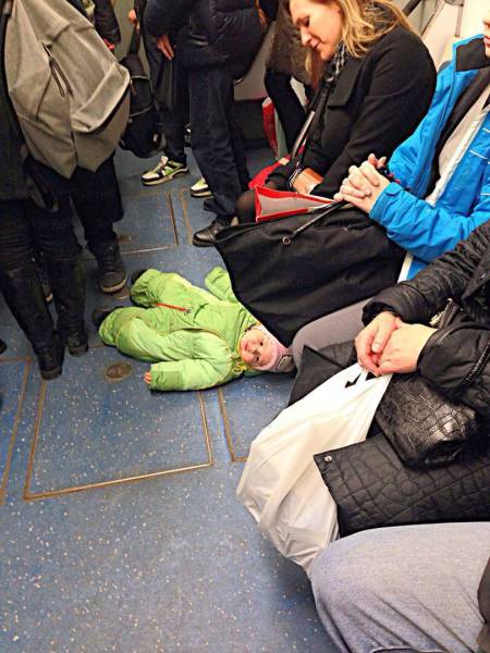 Acid Picdump (97 pics)