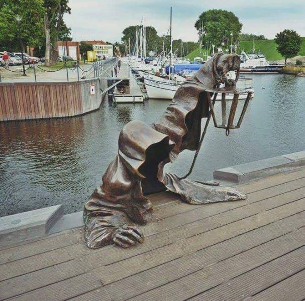 Acid Picdump (97 pics)