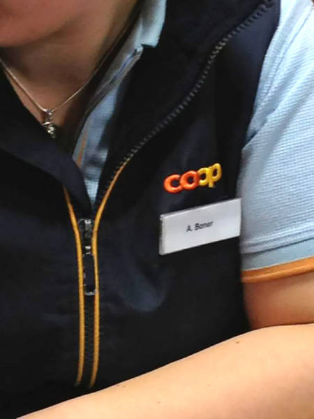 These Name Tags Seriously Can't Get Much Worse (27 pics)