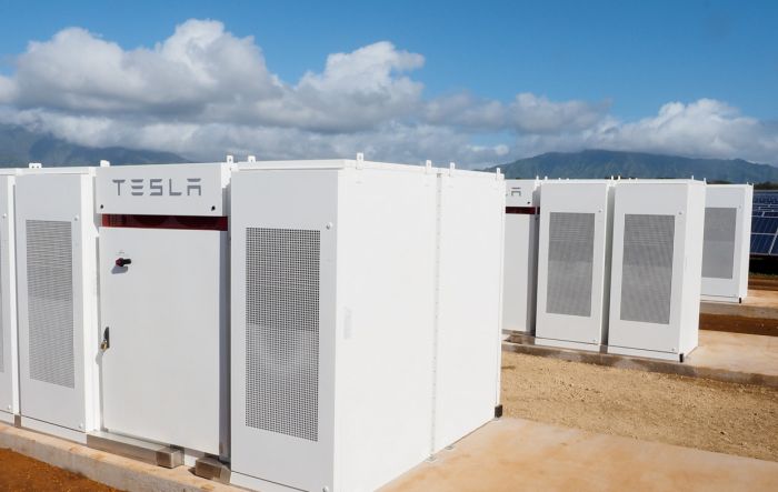 New Tesla Solar Energy Station Set To Power Hawaii At Night (4 pics + video)