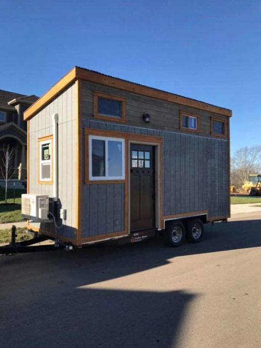 City Builds Tiny Village With Free Houses For Homeless Veterans (7 pics)