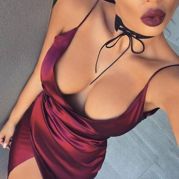 Tight Dresses Really Are A Dream Come True (60 pics)