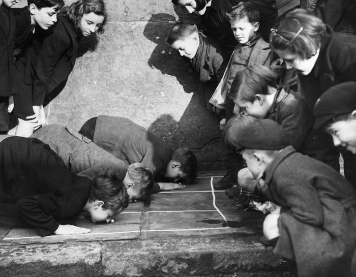 Kids Used To Have Real Fun Before Smartphones (40 pics)