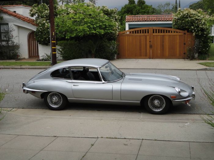 Man Inherits Amazing Car Collection After Relative Passes Away (15 pics) Man Inherits Amazing Car Collection After Relative Passes Away (15 pics)
