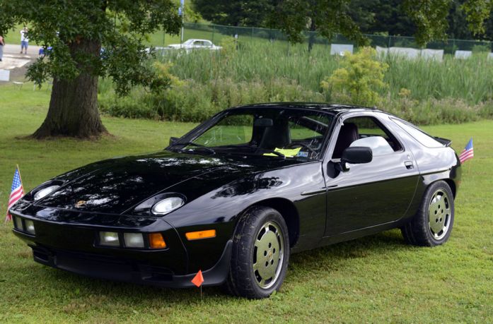 Man Inherits Amazing Car Collection After Relative Passes Away (15 pics) Man Inherits Amazing Car Collection After Relative Passes Away (15 pics)