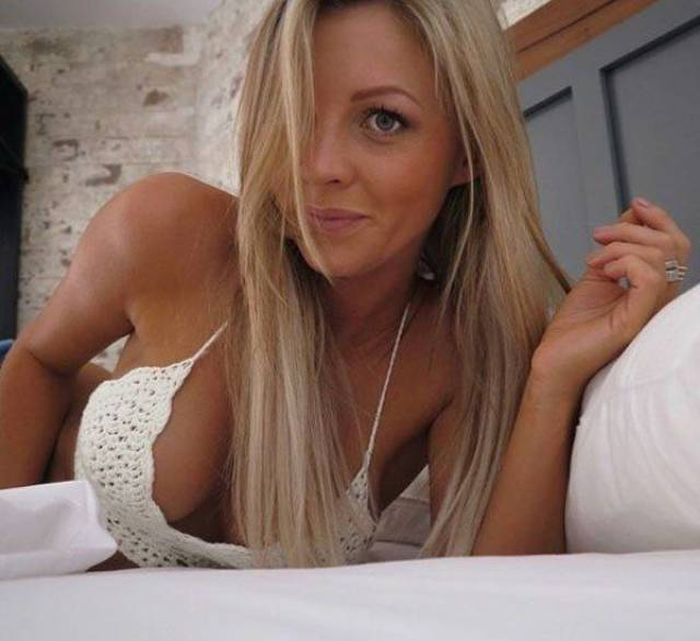 Jaw Dropping Gorgeous Girls With Two Things In Common 59 -3241