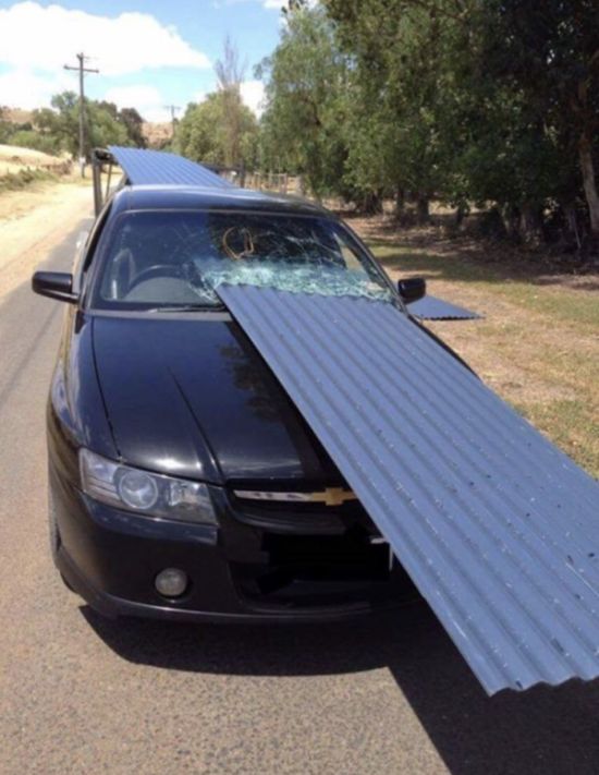What Happens When You Don't Secure The Load (2 pics)