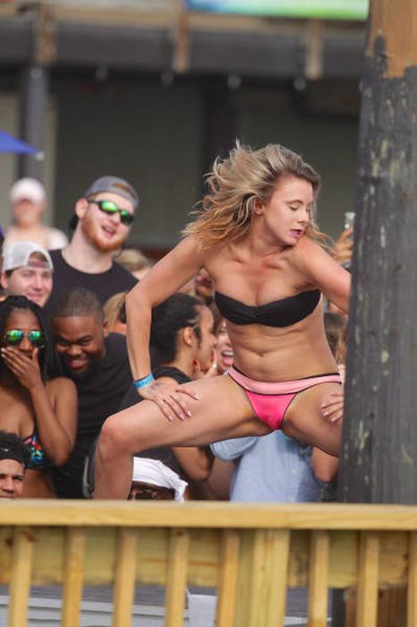 Drunk Students Are Flooding The Beaches For Spring Break (57 pics)