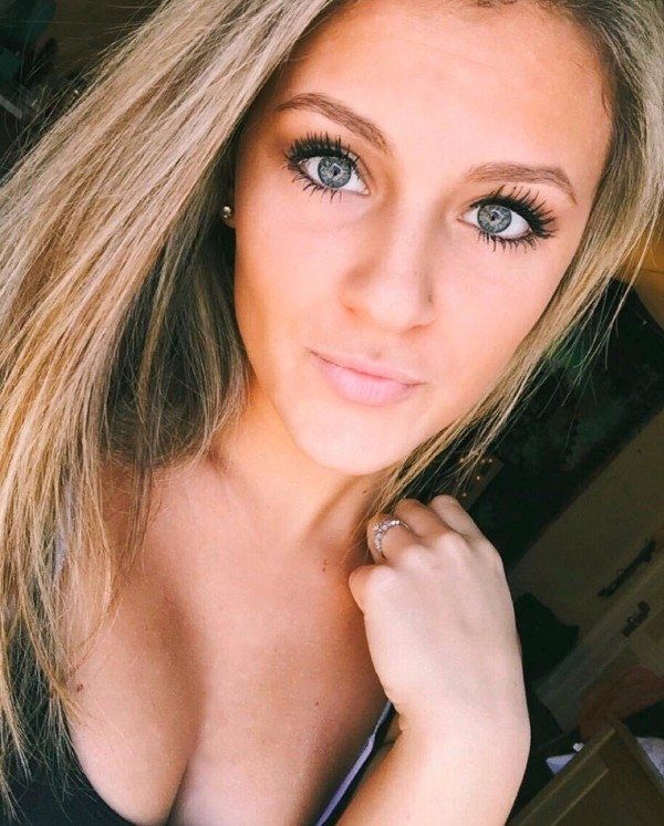 Gorgeous Girls With Gorgeous Eyes For You To Get Lost In (30 pics)