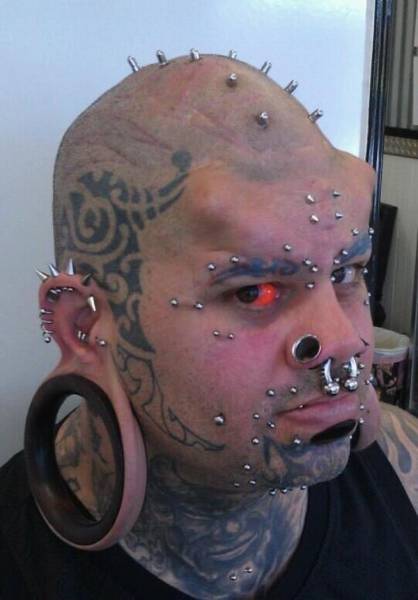 There's Just No Such Thing As Too Many Freaks (42 pics)