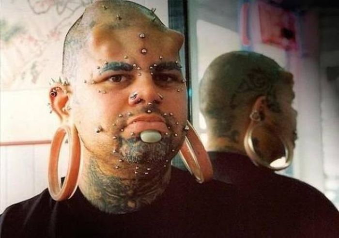 There's Just No Such Thing As Too Many Freaks (42 pics)