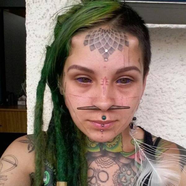 There's Just No Such Thing As Too Many Freaks (42 pics)