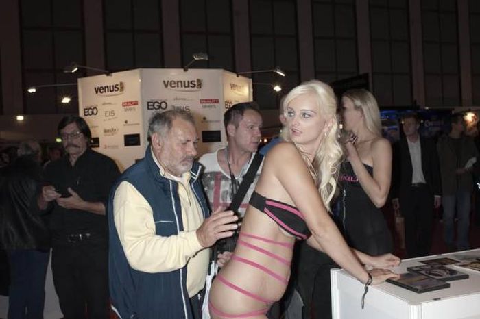 Fun Pics for Adults. Part 162 (52 pics)