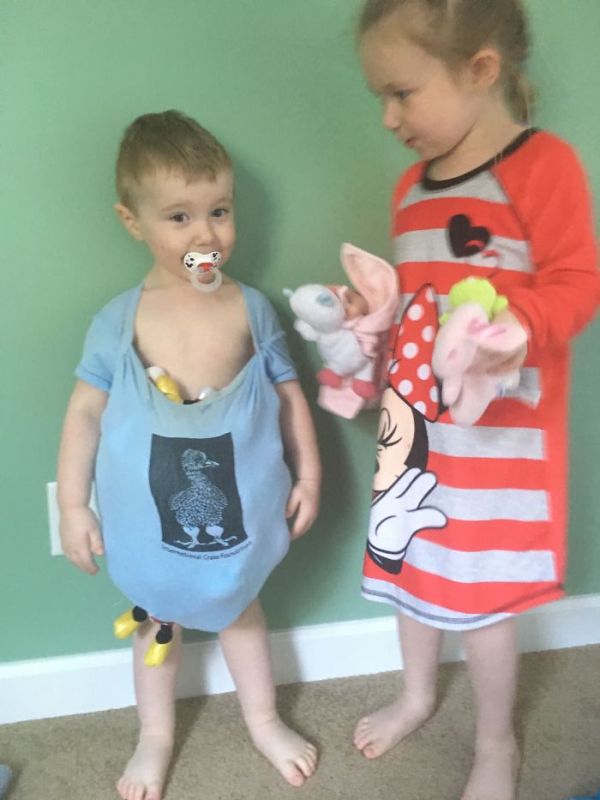 Pictures That Sum Up What It's Like To Have 3 Kids (24 pics)