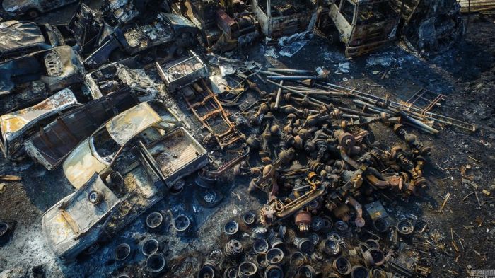 Thousands Of Cars Burned In A Chinese Parking Lot (10 pics)