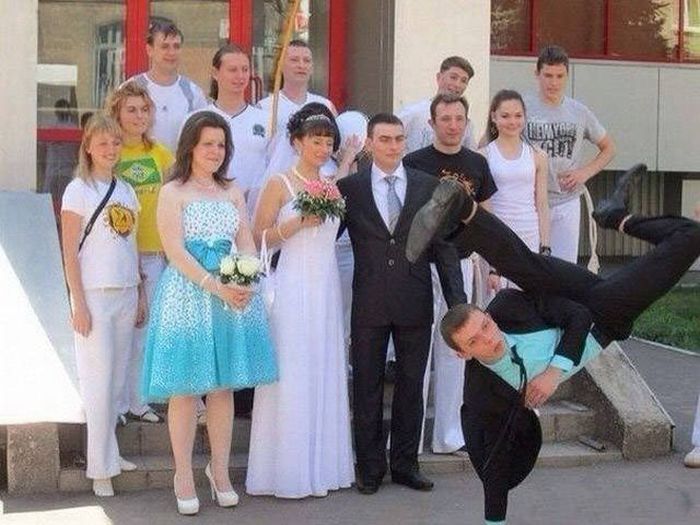 A Collection Of Wedding Photos That Should Probably Be Destroyed (47 pics)