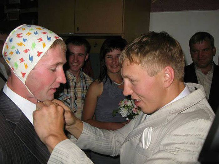 A Collection Of Wedding Photos That Should Probably Be Destroyed (47 pics)