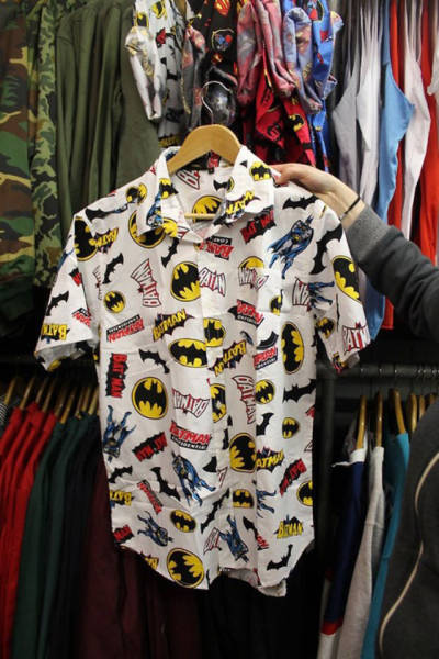 You Have To Wonder How Thrift Shops Ever Find This Stuff (25 pics)