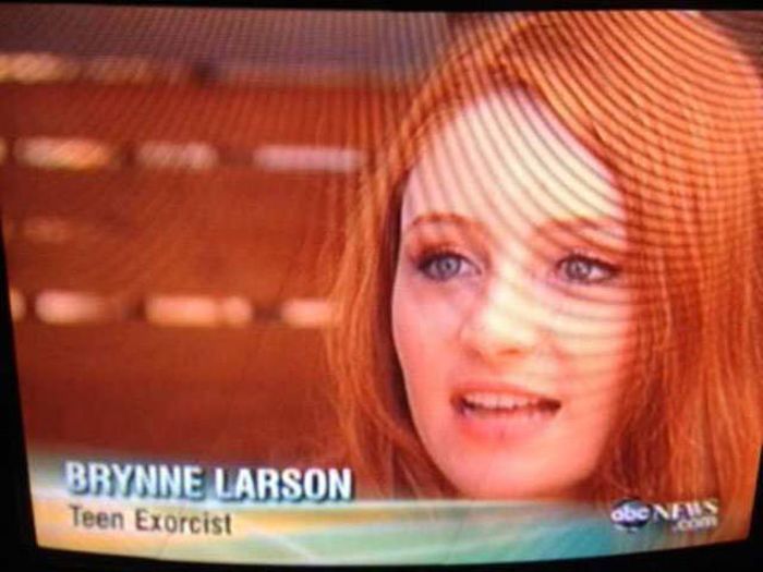 There's Something Messed Up Going On With These TV Channels (63 pics)