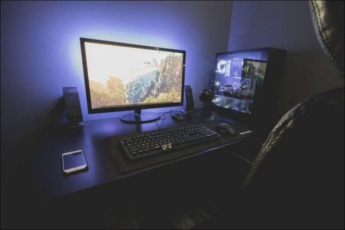 Now This Is What A Proper Workspace Looks Like (26 pics)