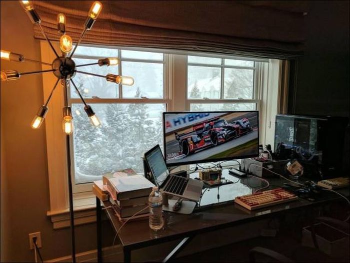 Now This Is What A Proper Workspace Looks Like (26 pics)