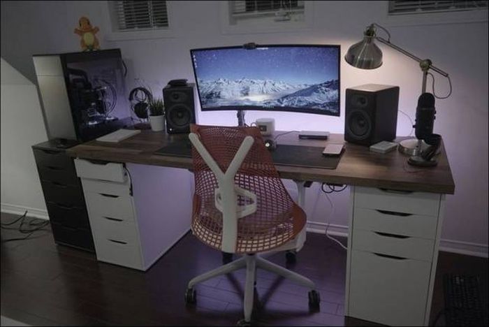 Now This Is What A Proper Workspace Looks Like (26 pics)