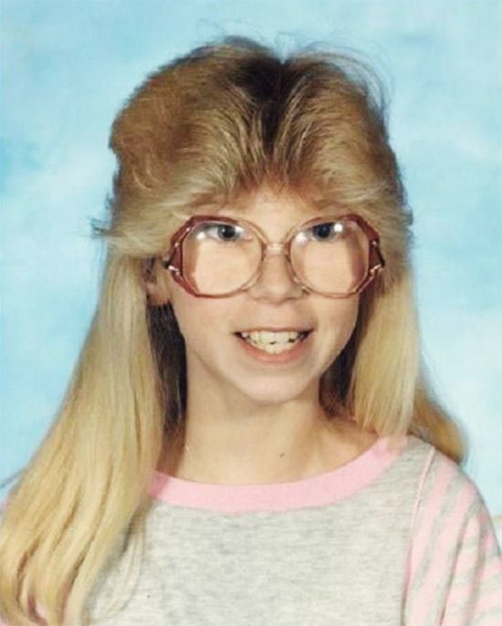 Embarrassing Hairstyles From The ’80s And ’90s That Should Never Come Back (38 pics)