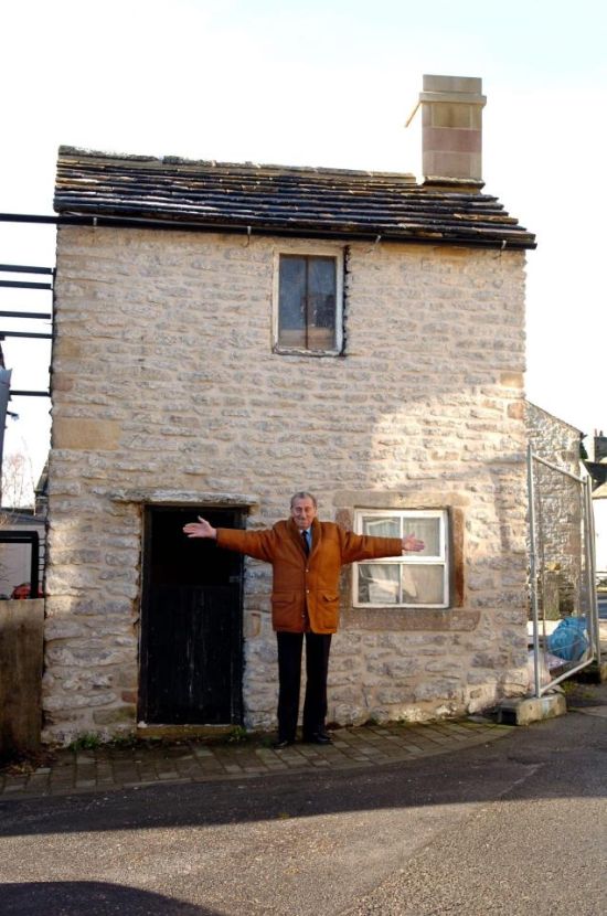 Britain’s Smallest Detached House Is Becoming A Hotel (5 pics)