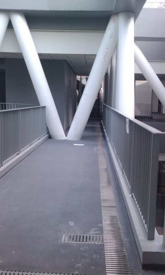 Accidents Waiting To Happen Thanks To These Architects And Designers (40 pics)
