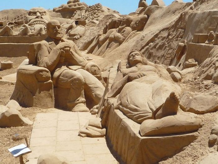 Beautiful Sand Sculptures (27 pics)