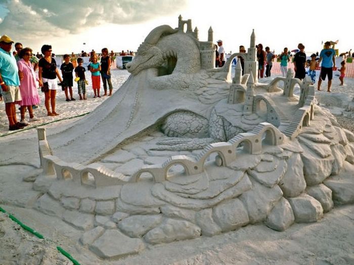 Beautiful Sand Sculptures (27 pics)