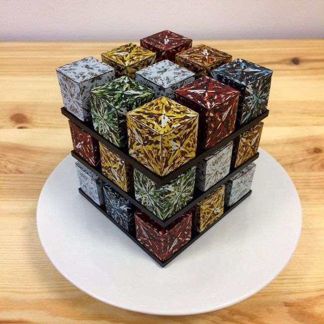 Rubik’s Cakes Are Too Cool To Eat (8 pics)