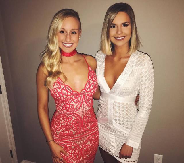 Skin Tight Dresses Are An Incredible Invention (62 pics)