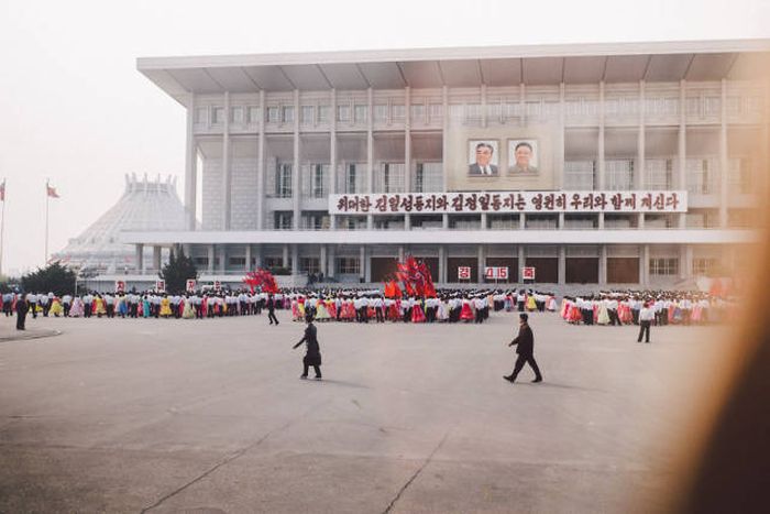 This Is What North Korea Allows Foreign Photographers To See (40 pics)