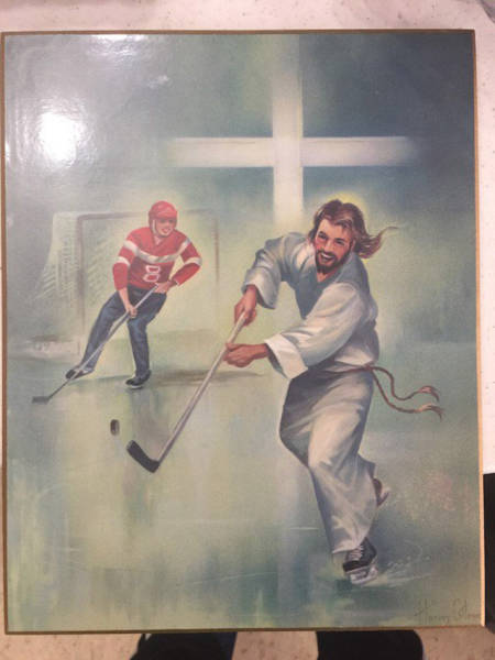 There's Something Seriously Wrong With These Thrift Shops (32 pics)