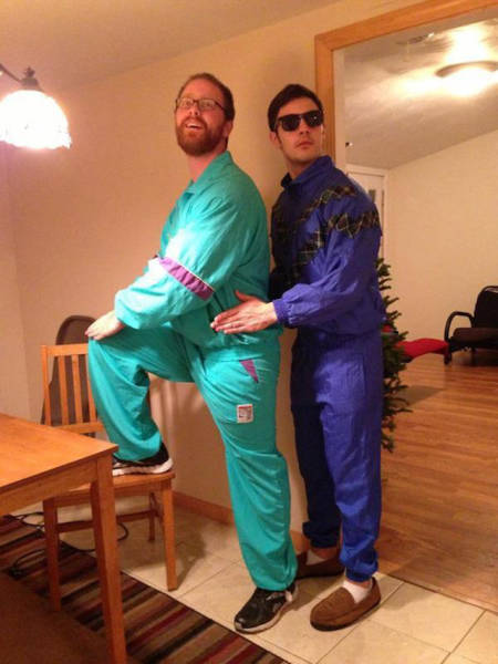 There's Something Seriously Wrong With These Thrift Shops (32 pics)