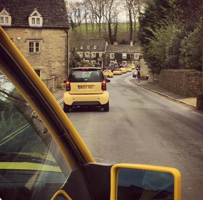 A Parade Of Yellow Cars (5 pics)