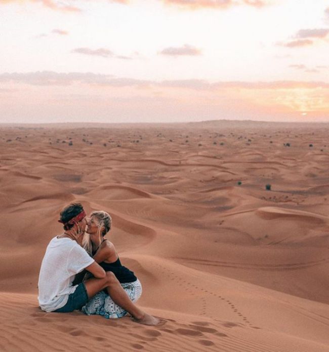 This Couple Makes Up To $9000 For Their Instagram Photos While Traveling (16 pics)