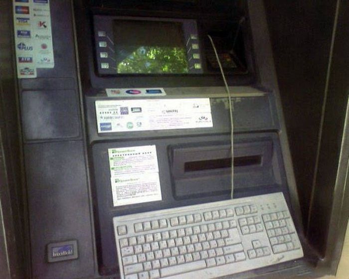 Strange Things Seen At ATMs Around The World (40 pics)