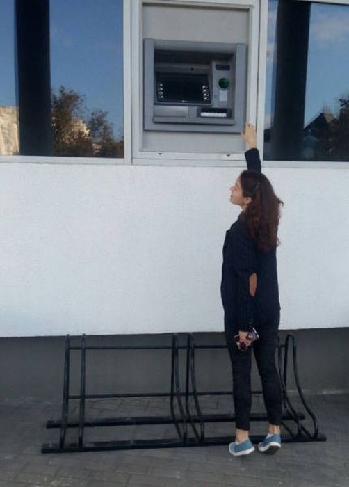 Strange Things Seen At ATMs Around The World (40 pics)