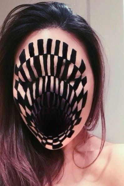 Mind-Blowing Optical Illusions Brought To Life Using Makeup (14 pics)