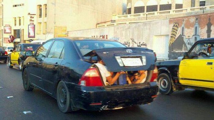 A Bunch Of Idiots Who Forgot To Put Safety First (64 pics)