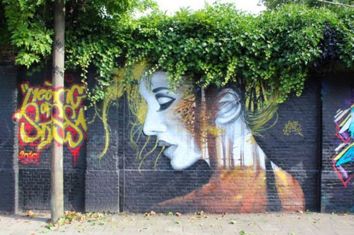 Sometimes Nature And Street Art Go Hand In Hand (48 pics)