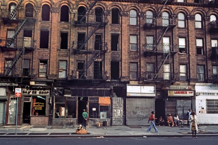 Vintage Photos Expose The Underground New York (18 pics)
