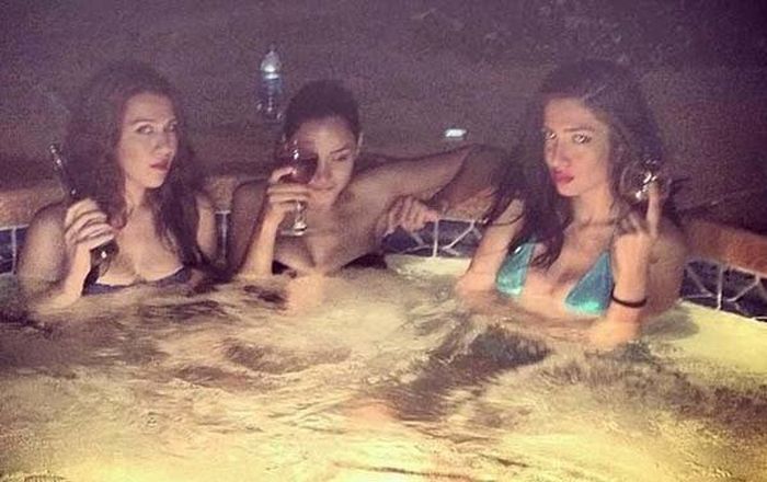 Rich Kids Of Tehran Shows Off The Lifestyle Of Iran’s Ruling Elite (24 pics)