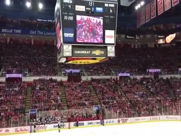 Crowd At A Hockey Game Only Cheers For The Kid Boos Everyone Else